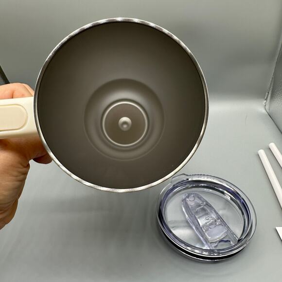 CRAVE 40 Oz Insulated Large Capacity Cup Tumbler Handle Straws - Ivory - Picture 5 of 9